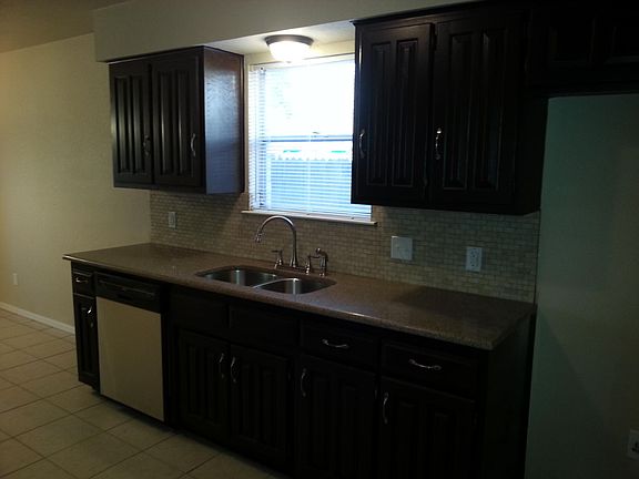 2nd image of 1009 Tulane Dr
