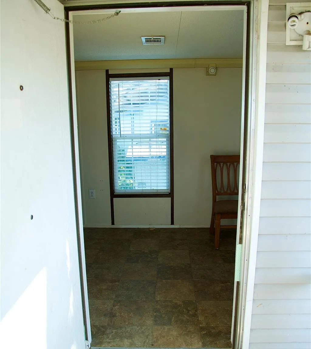 1 bed, 1.0 bath, 400 sqft, $850 — Photo 4