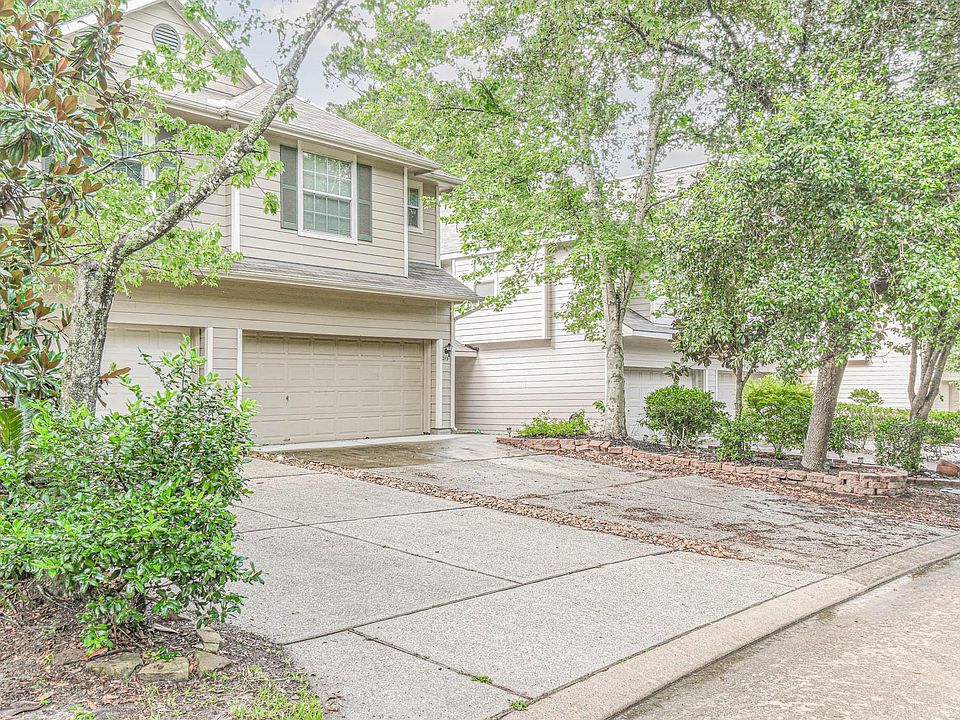 1st image of 213 E Summer Haze Cir