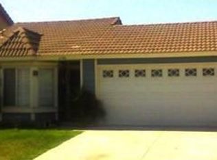 11340 Springoak Ln, Fontana, CA 92337