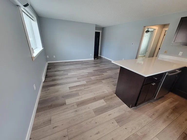 905 State St #1 — Photo 5