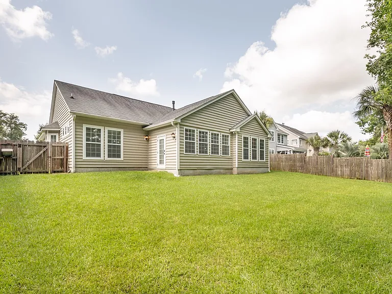 1732 Waterbrook Dr — Photo 28