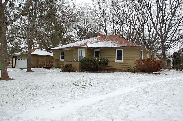 1st image of 4861 Goodwin Ave N