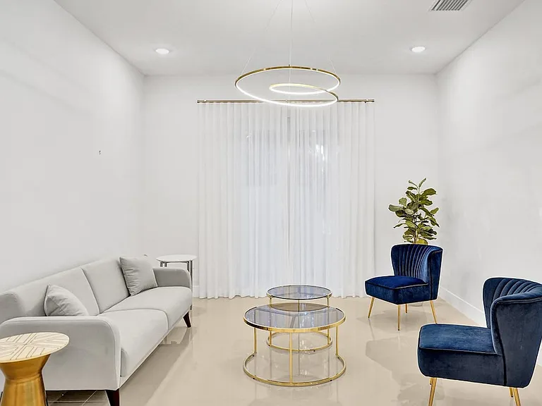 Building's Lounge