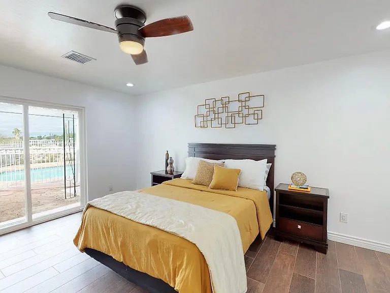 641 La Chapa Ave — Photo 11