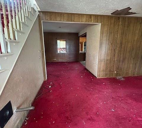 3rd image of 206 Garrison Ave