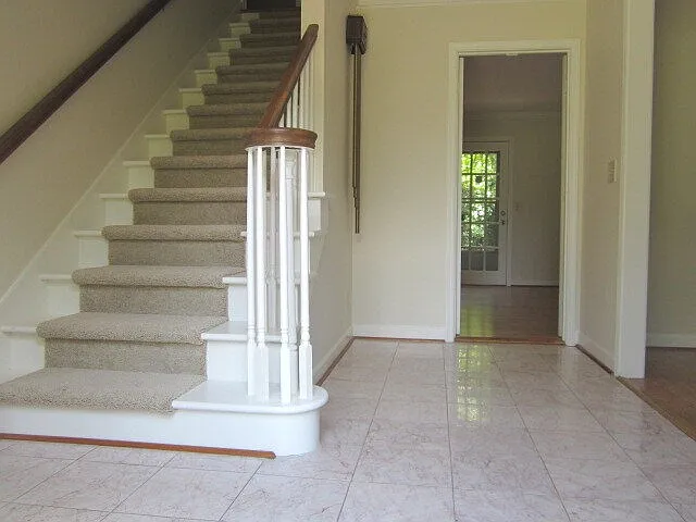 4 bed, 3.0 bath, 2680 sqft, $2,900 — Photo 2