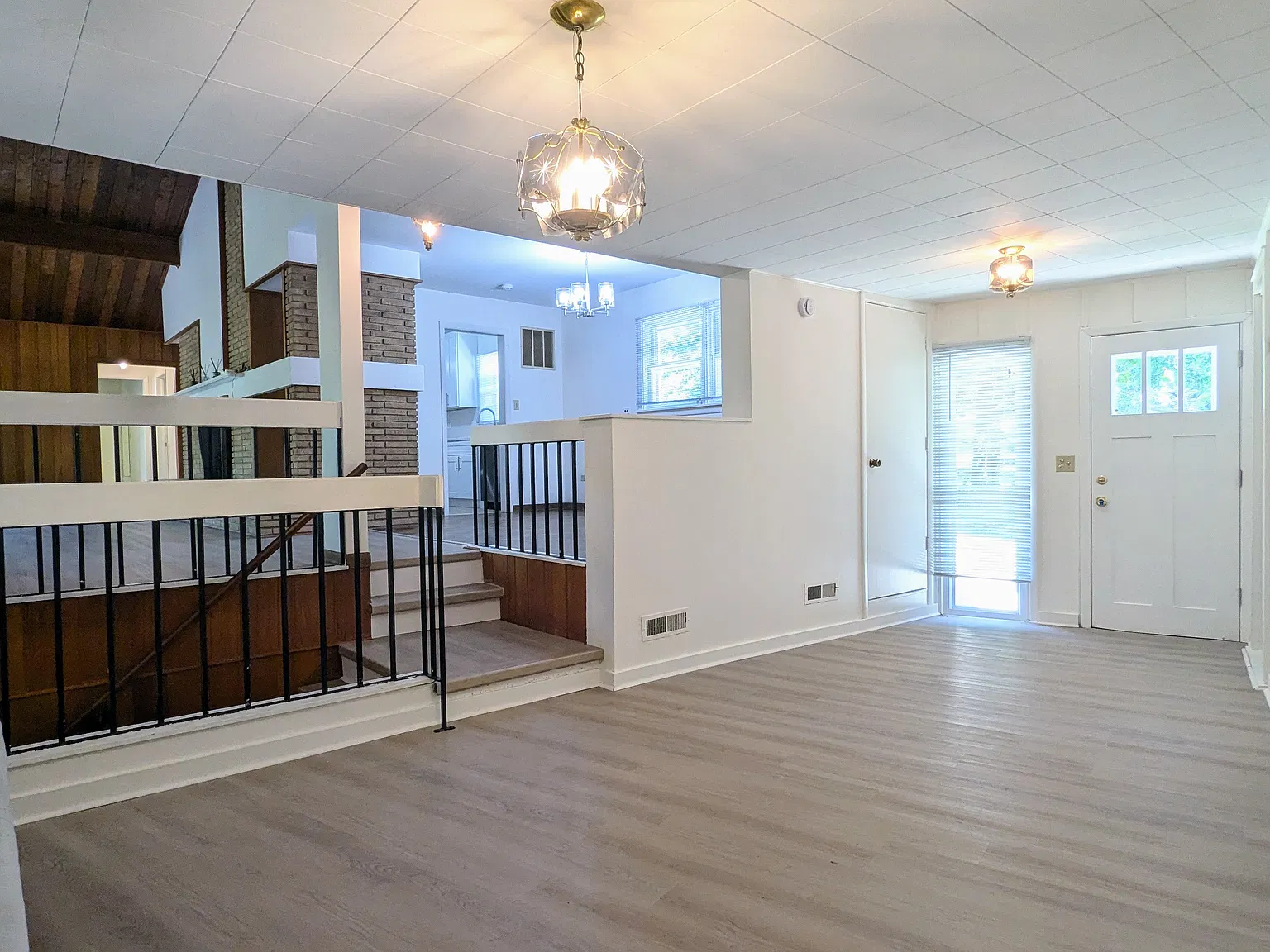 3 bed, 1606 sqft, $3,250 — Photo 4