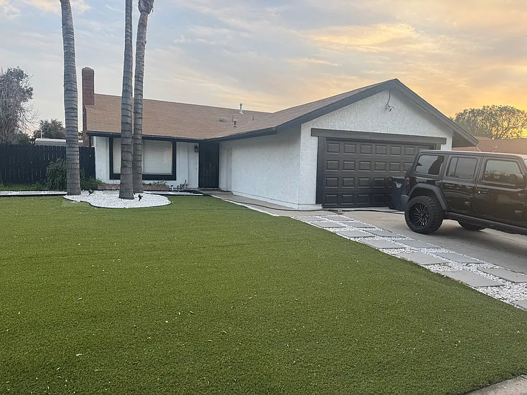 309 Elise Dr — Photo 1