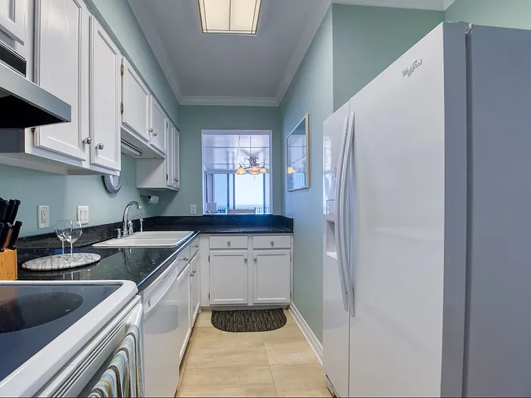 601 1st St S #7A — Photo 16