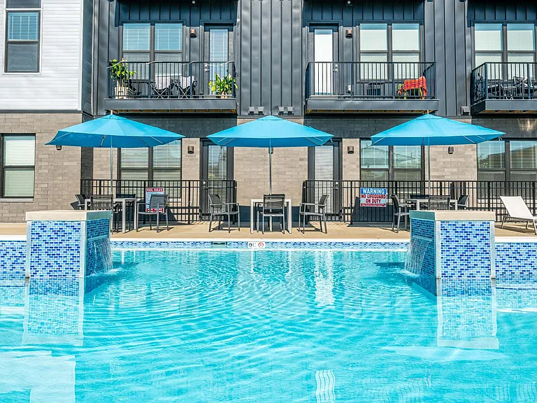 Quinn Apartments — Photo 30