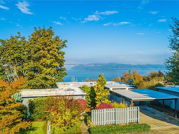 2nd image of 6322 Madrona Dr NE