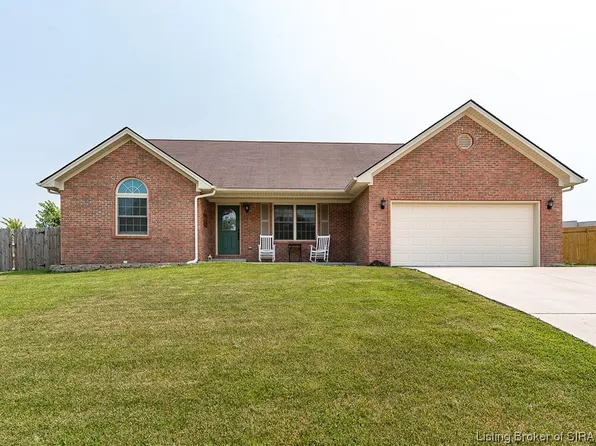 2239 Honeysuckle Way, Sellersburg, IN 47172