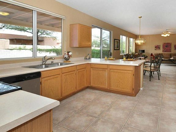 5th image of 11772 N Rain Rock Way