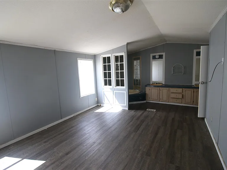 10164 Gaillard Lake Est — Photo 13