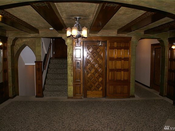 4th image of 400 Boylston Ave E APT 201