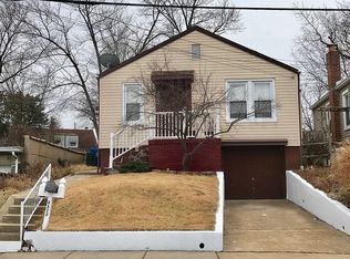 5520 Maxwell Ave, Saint Louis, MO 63123