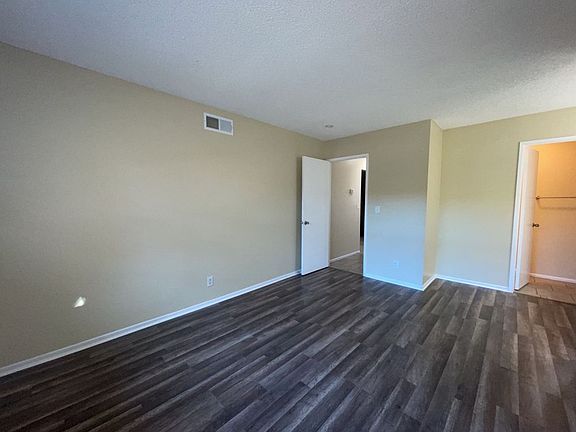 5th image of 2918 Klinger Cir #0