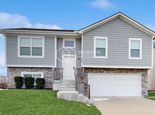 1700 Pam Ct, Belton, MO 64012