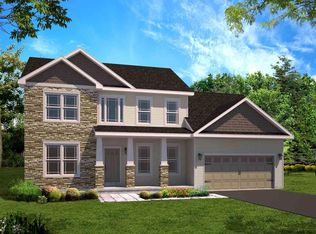 41 Wyatts Cir E, Rensselaer, NY 12144