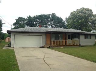 6126 Birchview Dr, Saginaw, MI