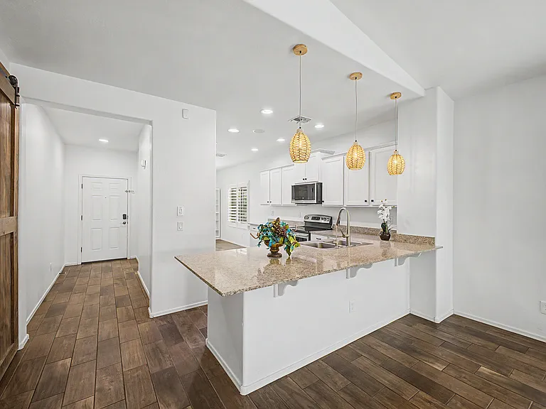 2694 E Runaway Bay Pl — Photo 8