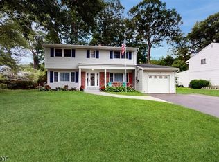 18 Downstream Dr, Flanders, NJ 07836