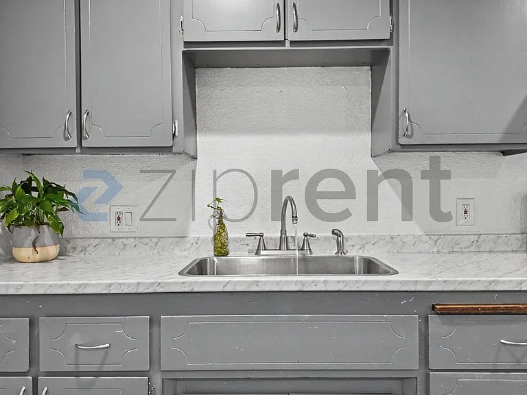 3422 9th Ave — Photo 24