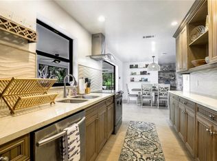 387 S Heathwood DR, MARCO ISLAND, FL 34145