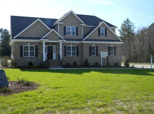 1795 Blue Heron Dr, Nashville, NC 27856
