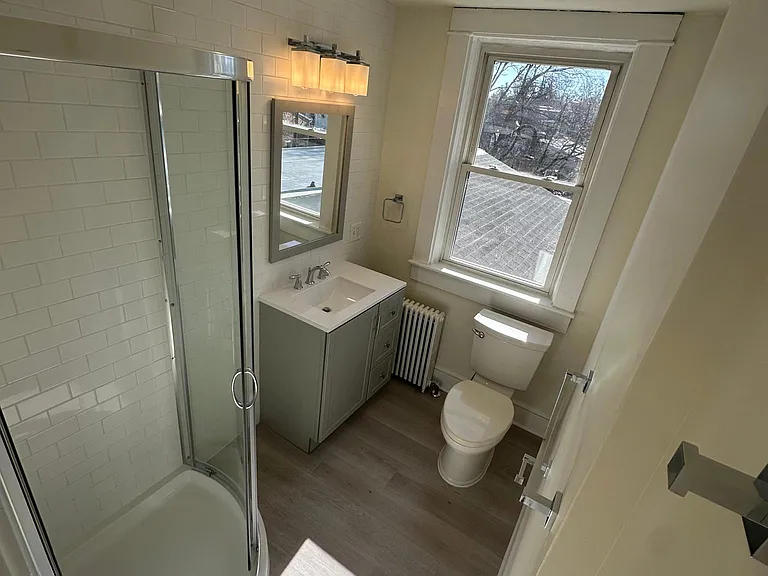 344 W Orange St #5 — Photo 7