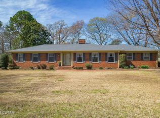 39 Wildwood Ln, Jackson, TN 38301