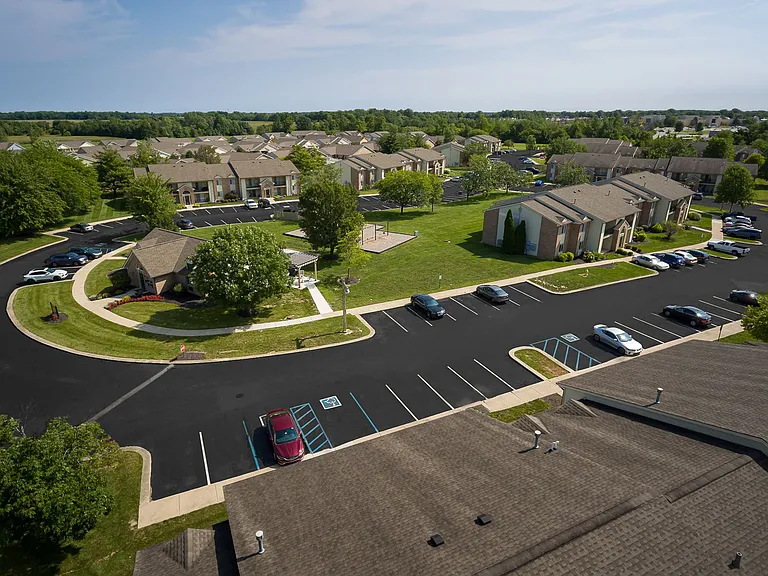 Walnut Manor Apartments — Photo 16