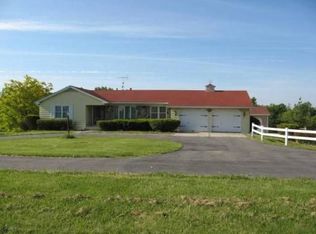 931 W Barnes Rd, Mason, MI 48854