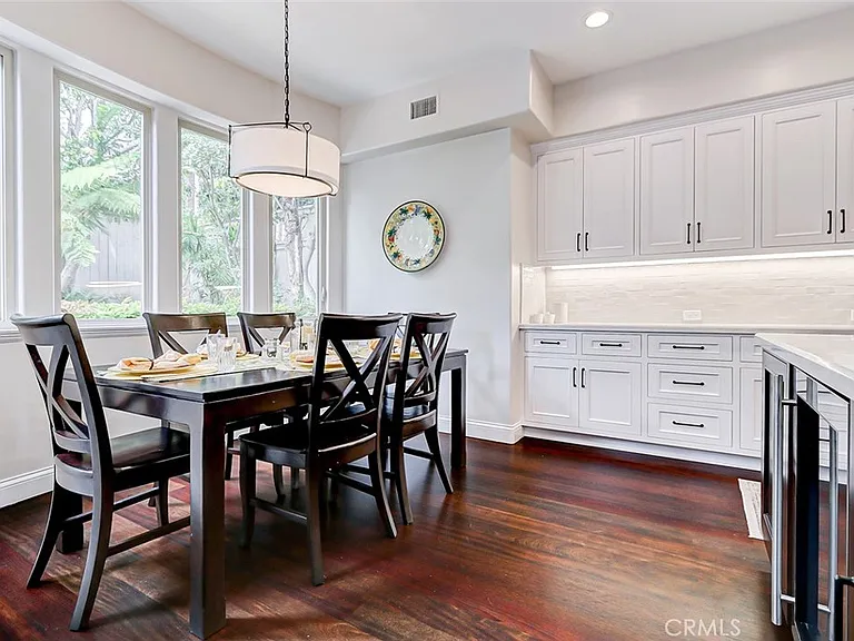 3005 N Poinsettia Ave — Photo 31