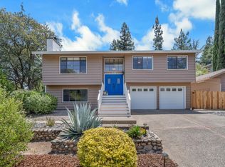 924 Yosemite Ln, El Dorado Hills, CA 95762