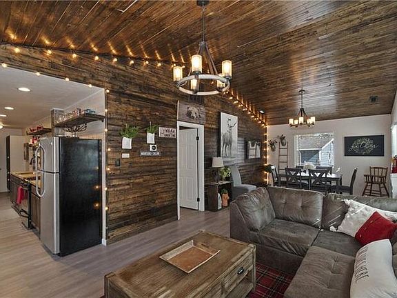 4th image of 44634 N Barton Ln