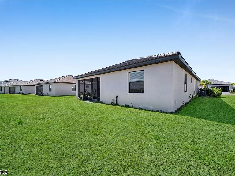 13846 Pine Lodge Ln — Photo 4