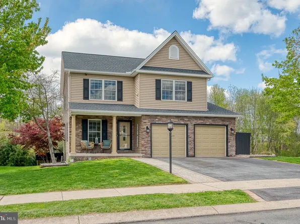 120 Lakeside Dr, Lewisberry, PA 17339