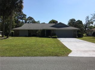 80 N Country Club Dr, Crystal River, FL 34429