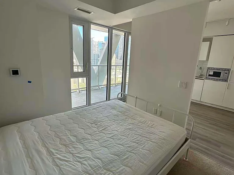 230 Simcoe St #1329 — Photo 2