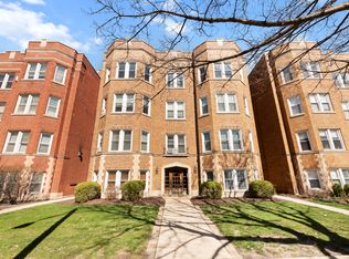 7348 Lake St #G1, River Forest, IL 60305