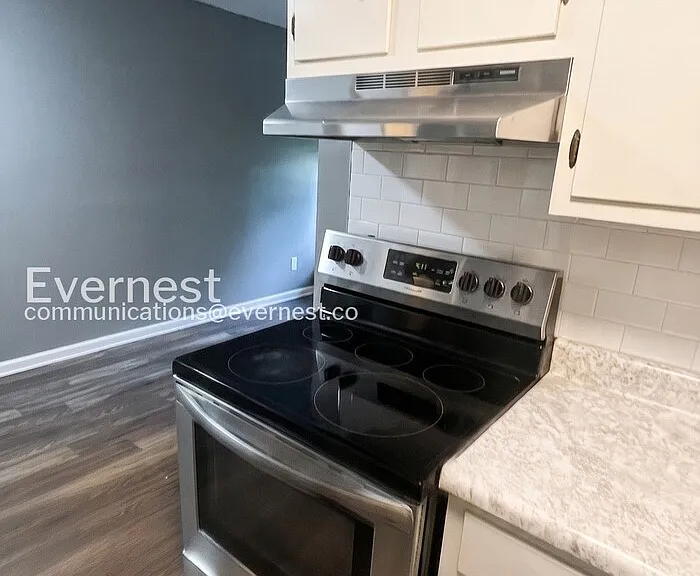 9 Meredith Ct #6 — Photo 7