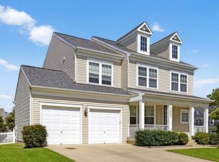 22955 Snow Leopard Dr, California, MD 20619