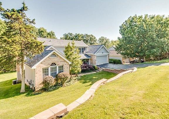 3rd image of 2412 Evergreen Forest Ct