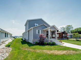 5703 River Rd, East China, MI 48054