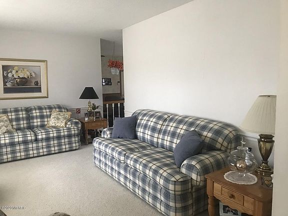 5th image of 1733 Santa Maria Dr