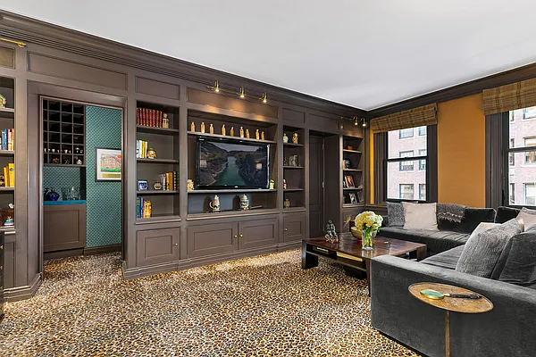 Sold by Sotheby's International Realty | media 21