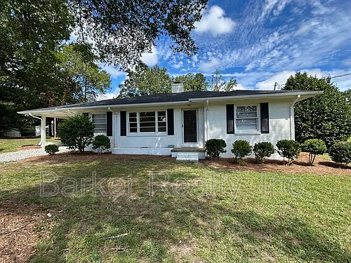 5726 Fayetteville Rd Photo 1