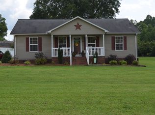 175 Lochshire Ln, Woodleaf, NC 27054